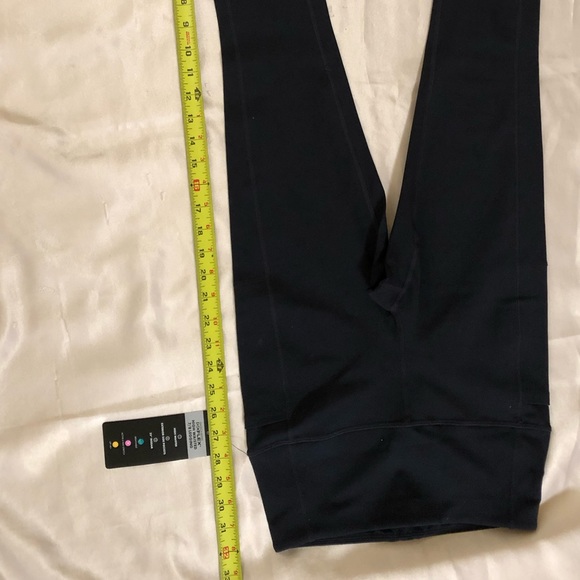 Lady’s GOWALK eggings from Skechers - Picture 11 of 13